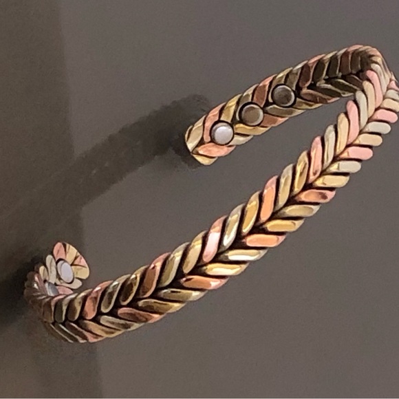 Two Tone Magnetic Bracelet Pure Copper Energy Cuff Bangle - Picture 3 of 6